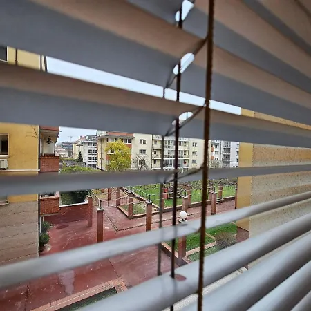 Martin In The Center Apartma *