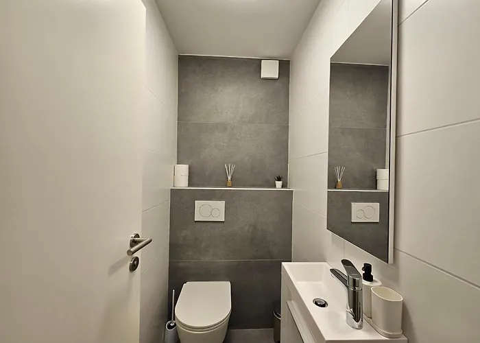 Martin In The Center * ليوبليانا