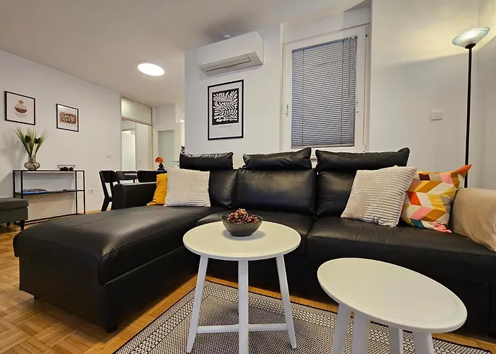 Martin In The Center Apartamento